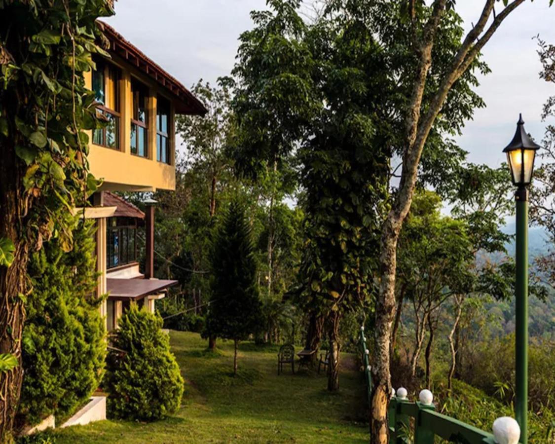 The Porcupine Castle Resort Madikeri Eksteriør billede