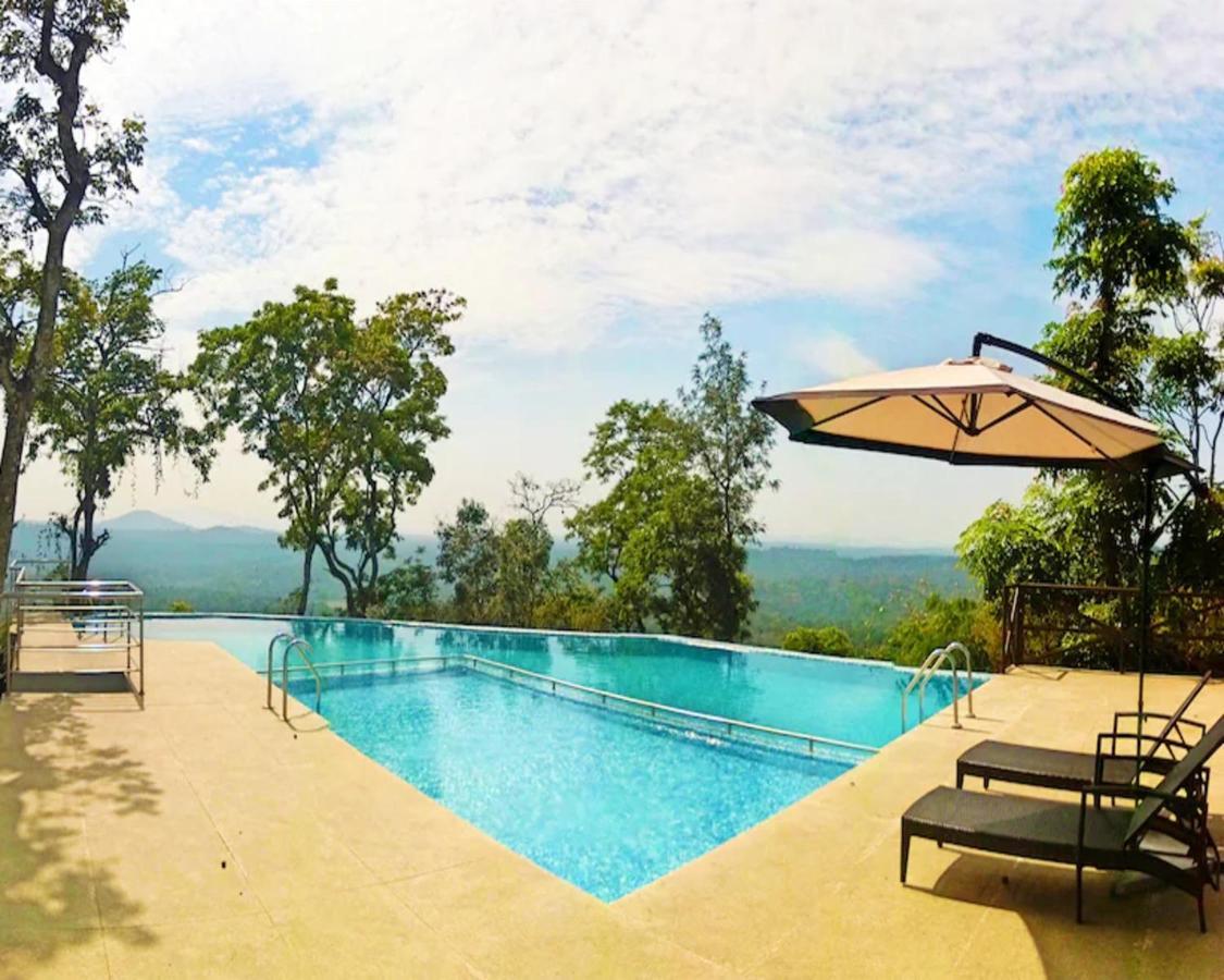 The Porcupine Castle Resort Madikeri Eksteriør billede