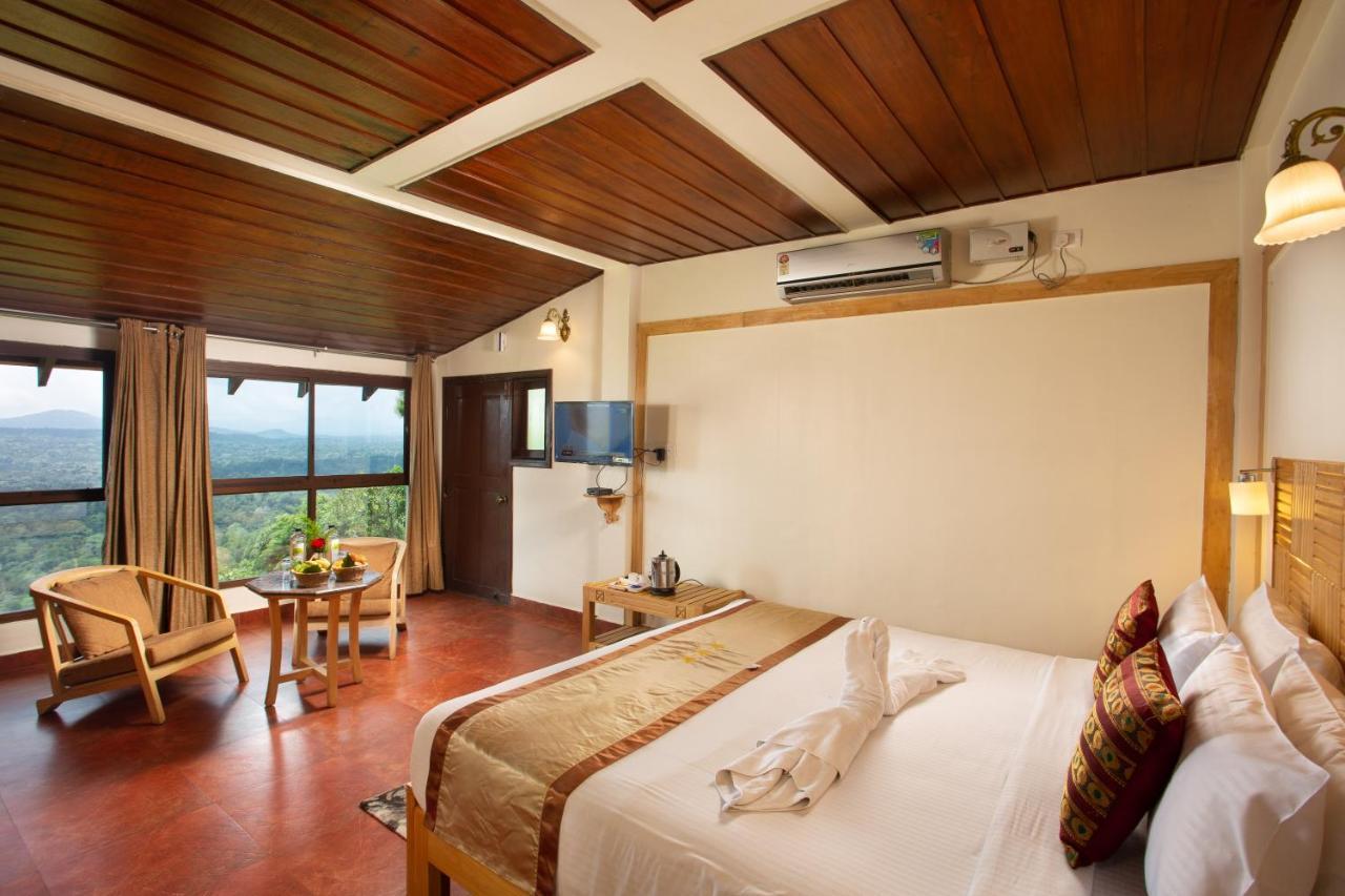 The Porcupine Castle Resort Madikeri Eksteriør billede